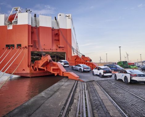 car-shipping-companies-ship-car-overseas-send-car-overseas-roro-shipping-exporting-a-car-freight-forwarder-container-shipping-roll-on-roll-off-roro